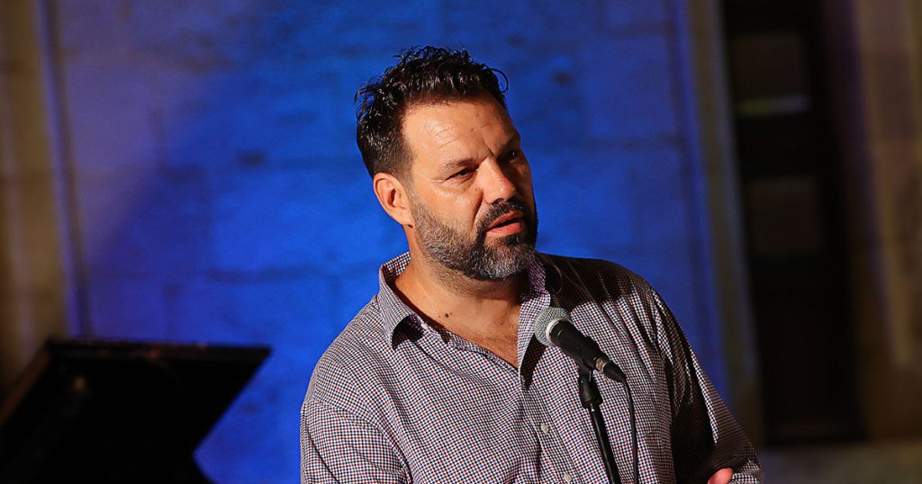 Την υποψηφιότητά του για δήμαρχος Ρόδου ανακοίνωσε ο Αλέξανδρος Κολιάδης